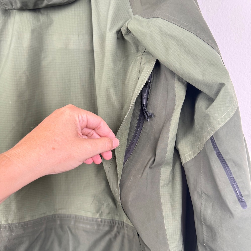 LL Bean Wading Jacket Mens M Green Good Fly Fishing Technical Shell Gorpcore - Picture 7 of 11